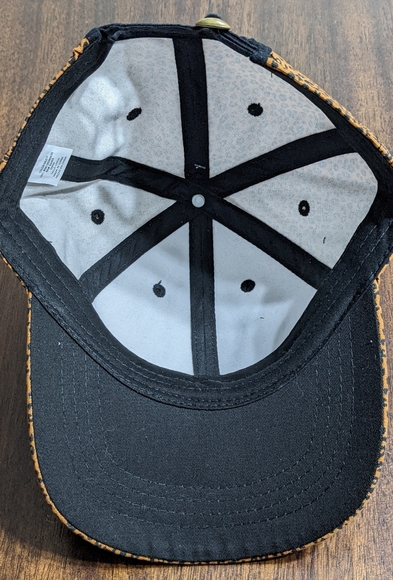 NEW Leopard Print Adjustable Baseball Cap - Picture 3 of 5